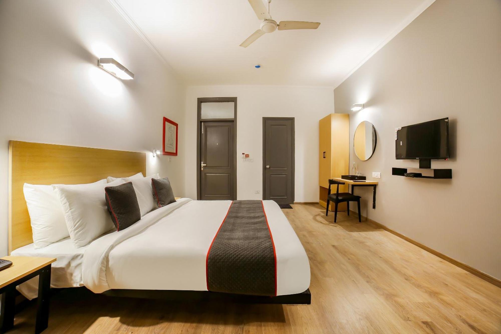 ניו דלהי Hotel Golden Prime King מראה חיצוני תמונה