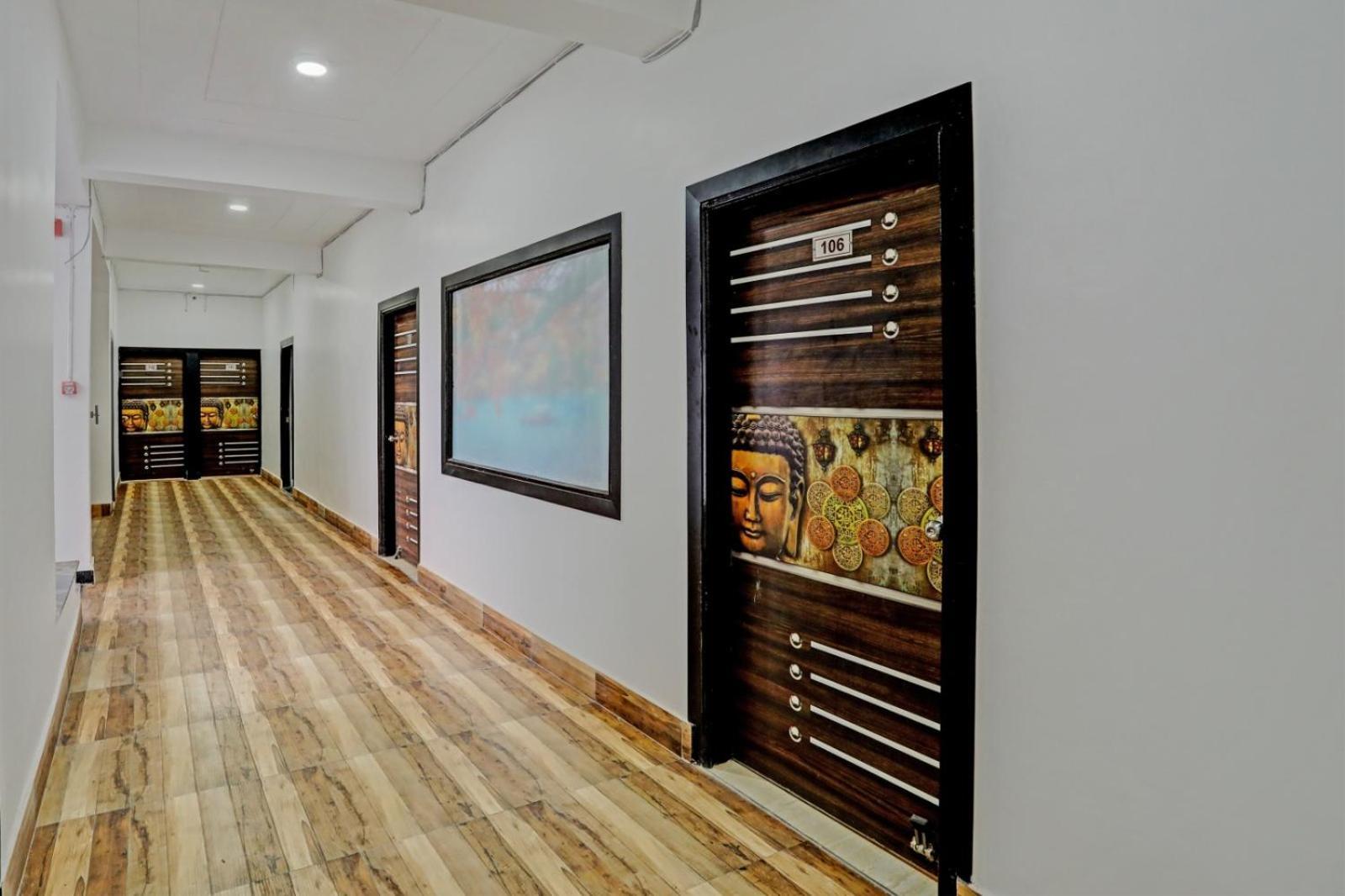 ניו דלהי Hotel Golden Prime King מראה חיצוני תמונה